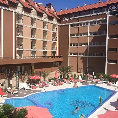 Aparthotel Bahami 3*