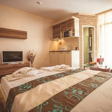 Aparthotel Bahami 3*