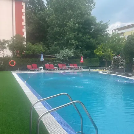 Bahami ساني بيتش