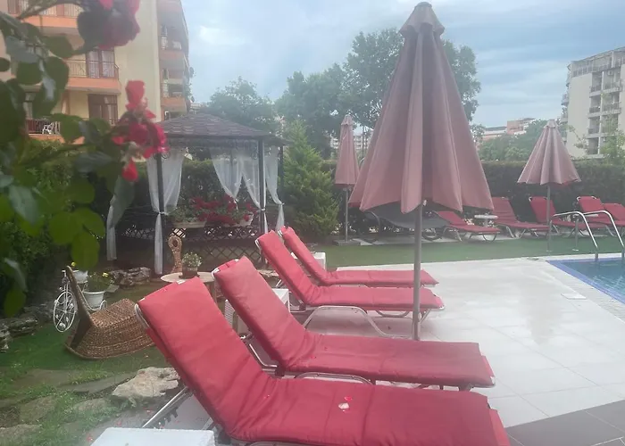 Ξενοδοχείο με διαμερίσματα Bahami 3*