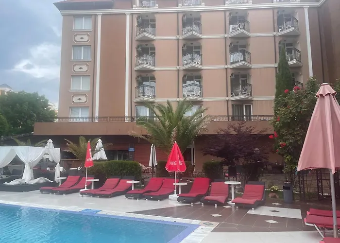 Ξενοδοχείο με διαμερίσματα Bahami 3*