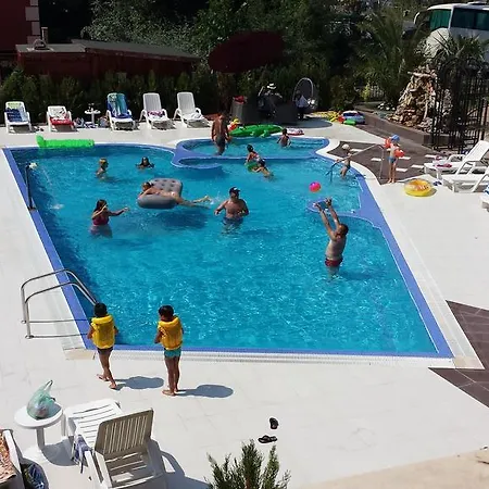 Aparthotel Bahami