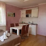 Bahami Aparthotel