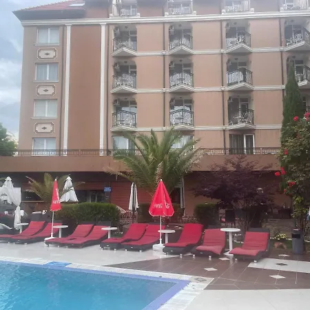 Apart-hotel Bahami 3*